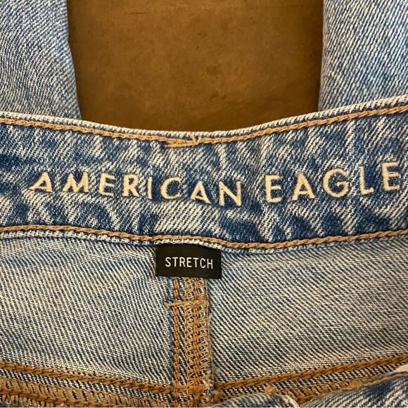 American Eagle Stretch Ripped Mom Jeans Size 00 Short Mid Rise Tappered Leg - Picture 4 of 6